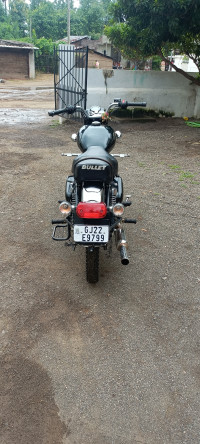 Black Royal Enfield Bullet Electra Twinspark