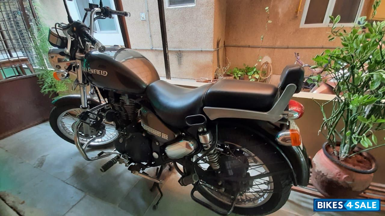 Lightning Royal Enfield Thunderbird 350