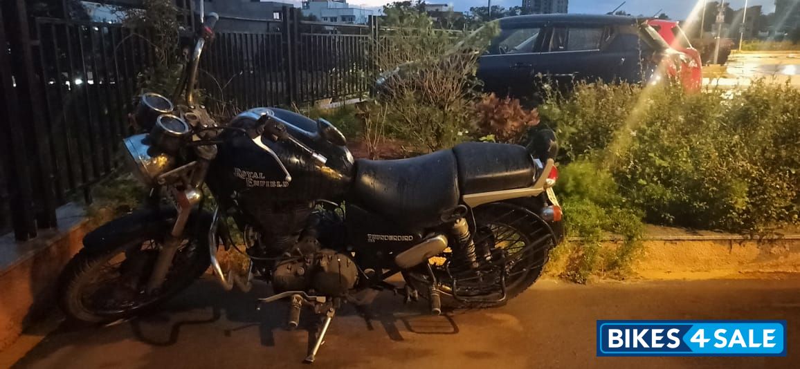 Royal Enfield Thunderbird 350 Royal Enfield Thunderbird 350