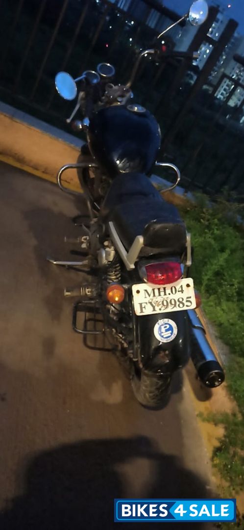 Royal Enfield Thunderbird 350 Royal Enfield Thunderbird 350