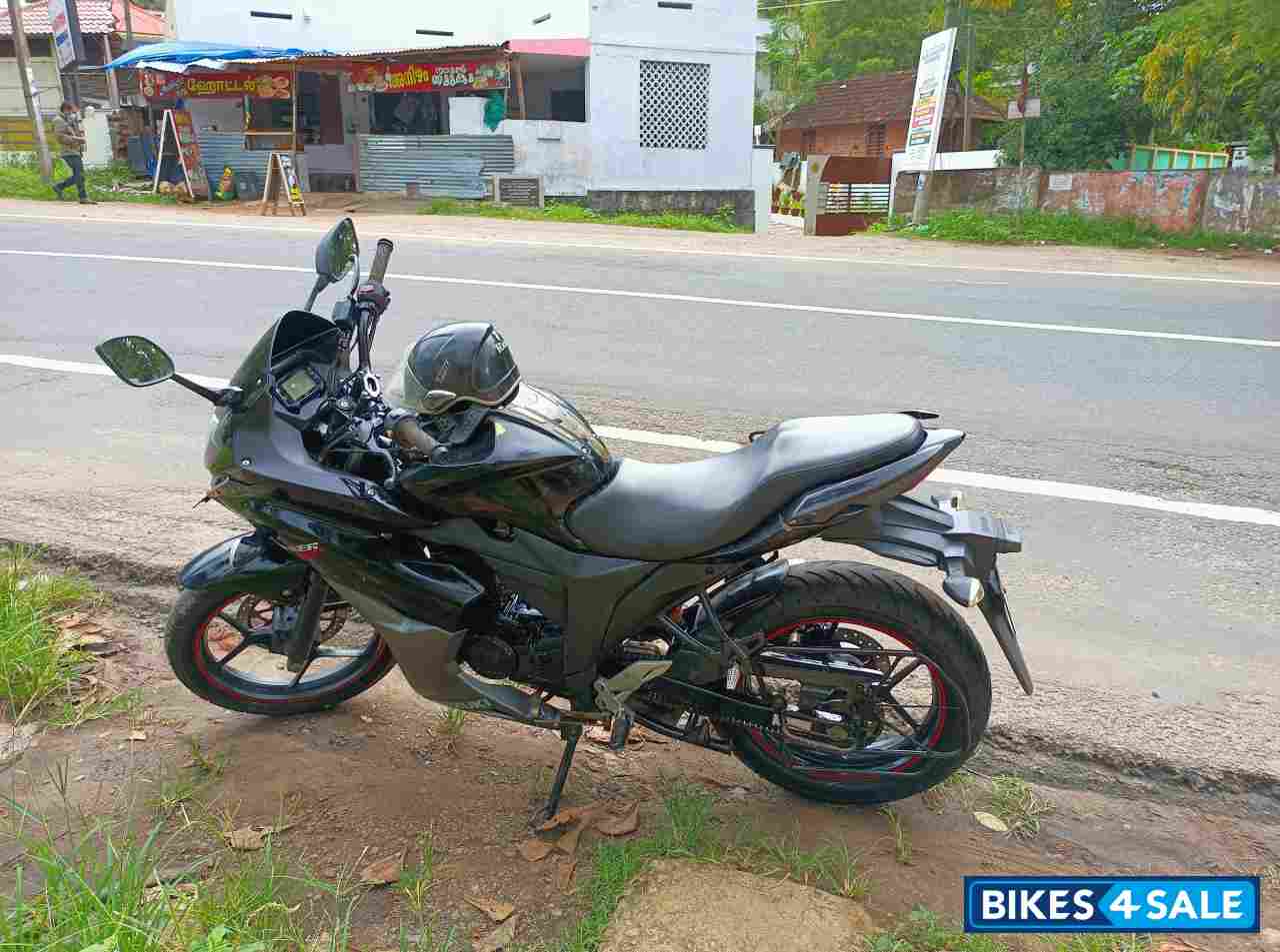Suzuki Gixxer SF