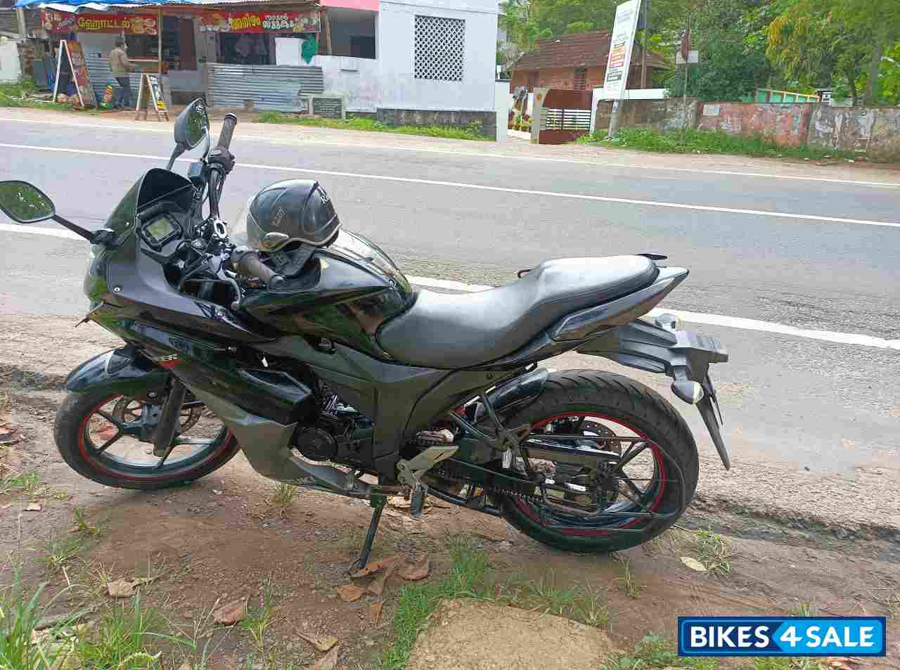 Suzuki Gixxer SF