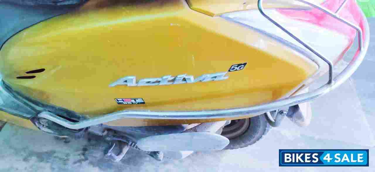 Gold Honda Activa 5G