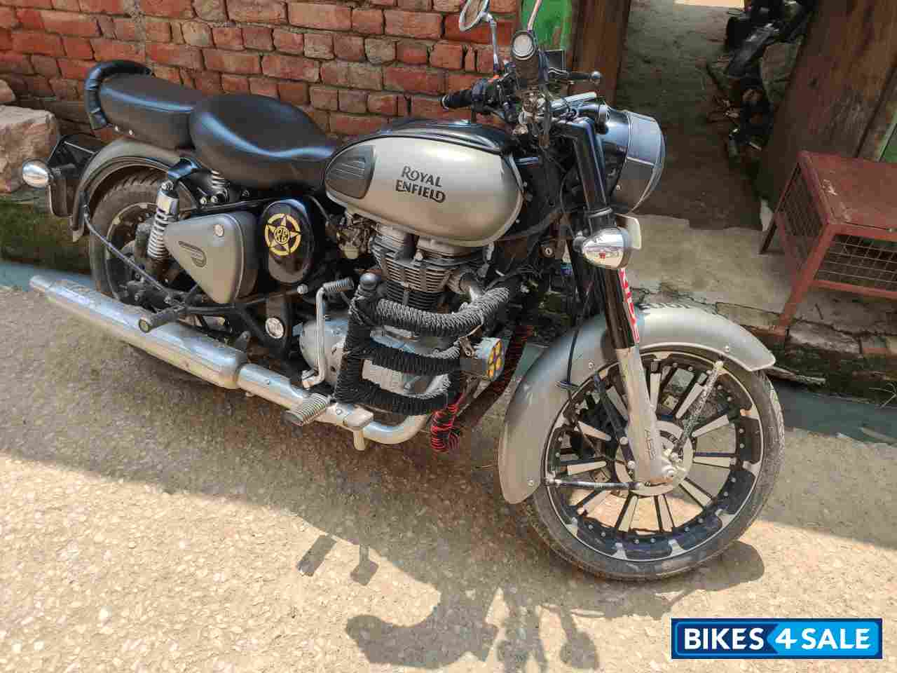 Royal Enfield Classic Gunmetal Grey