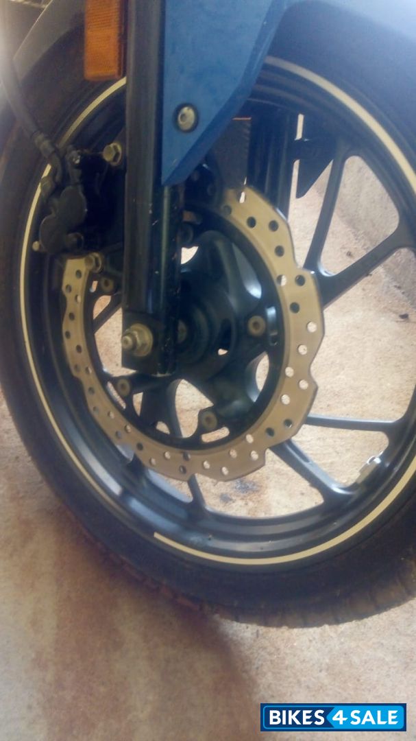 Athletic Blue Honda CB Hornet 160R