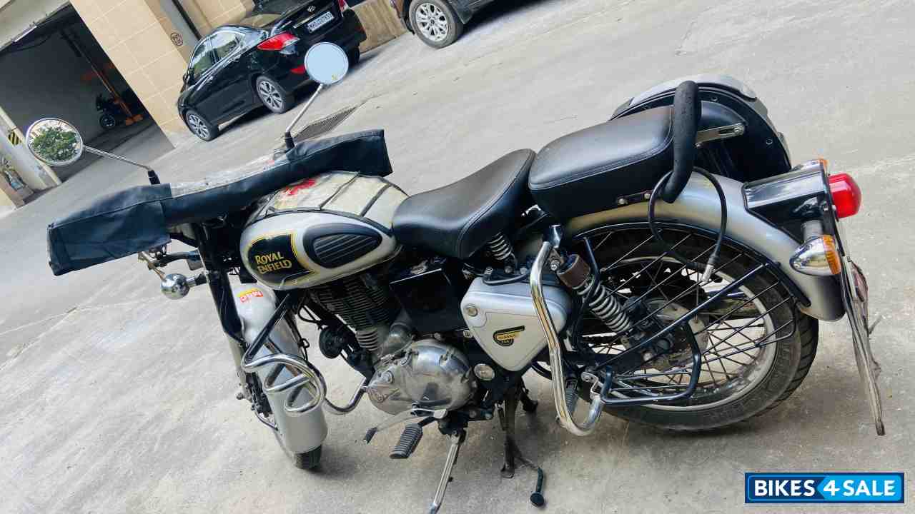 Royal Enfield Classic 350 Royal Enfield Classic 350