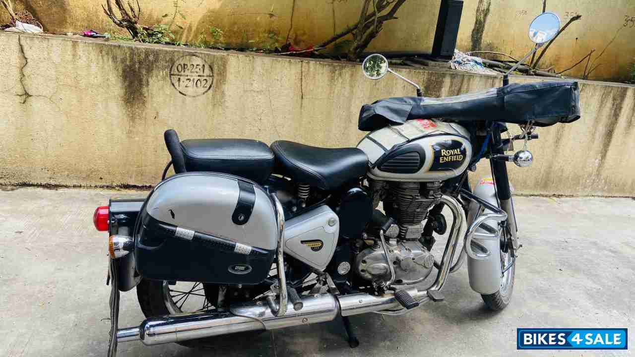 Royal Enfield Classic 350 Royal Enfield Classic 350