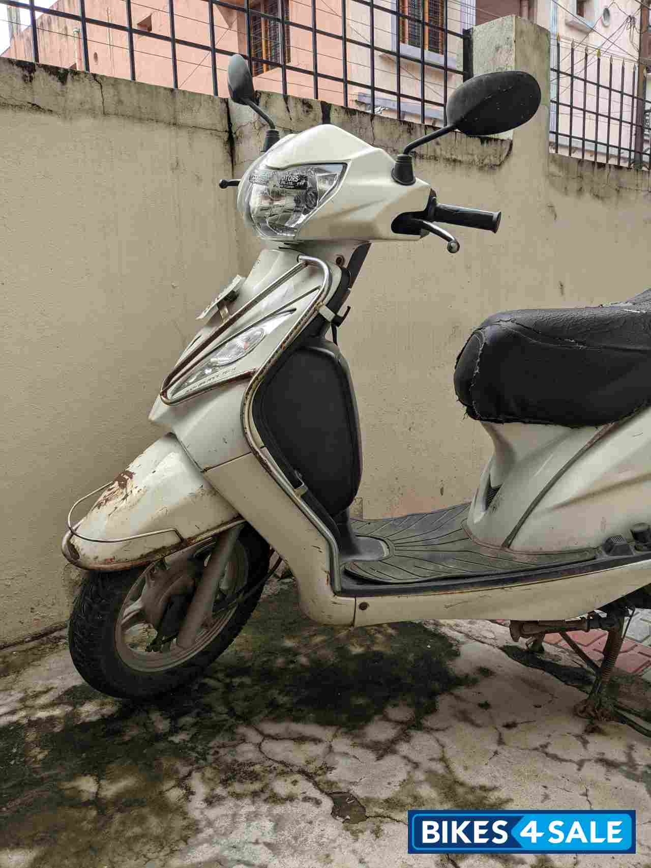 White TVS Wego