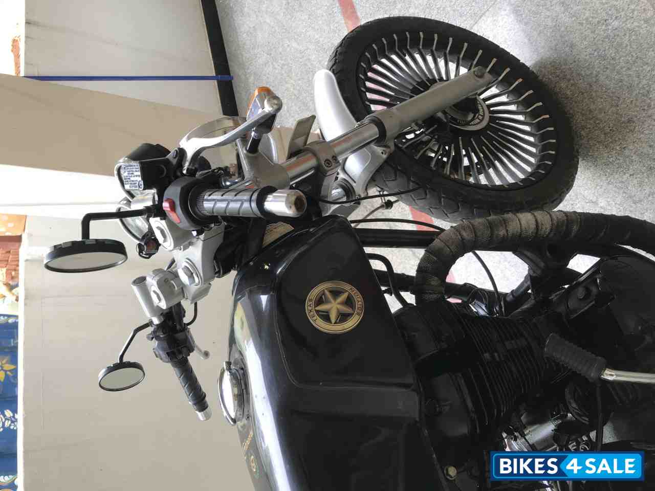 Black Royal Enfield Continental GT 535