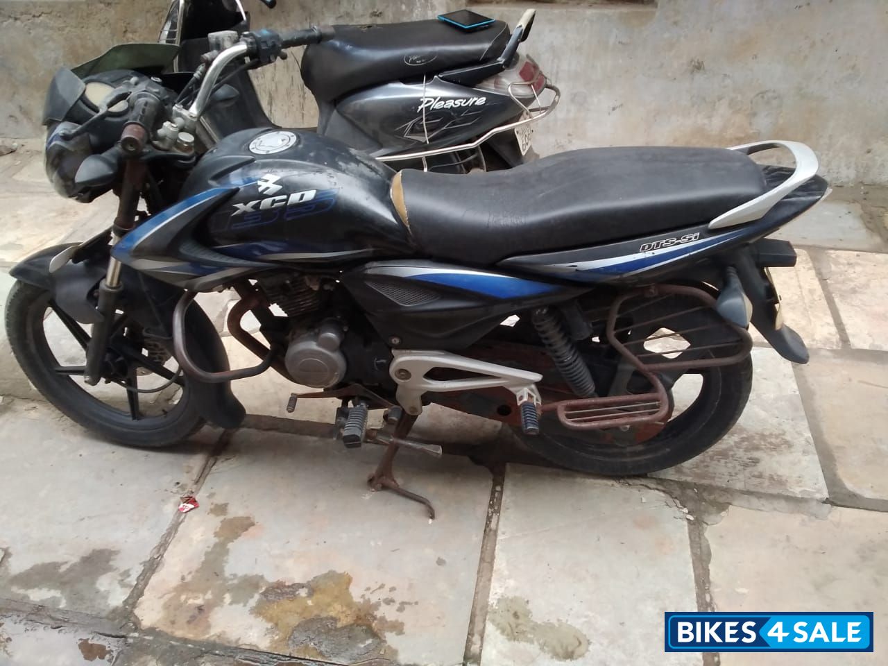 Bajaj XCD 135 DTS-Si Bajaj XCD 135 DTS-Si