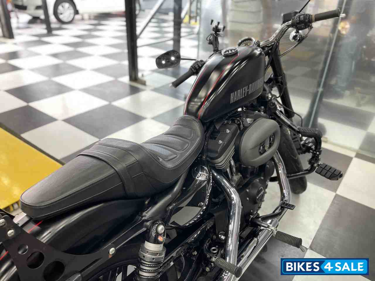 Harley Davidson XL 1200X Forty-Eight Harley Davidson XL 1200X Forty-Eight