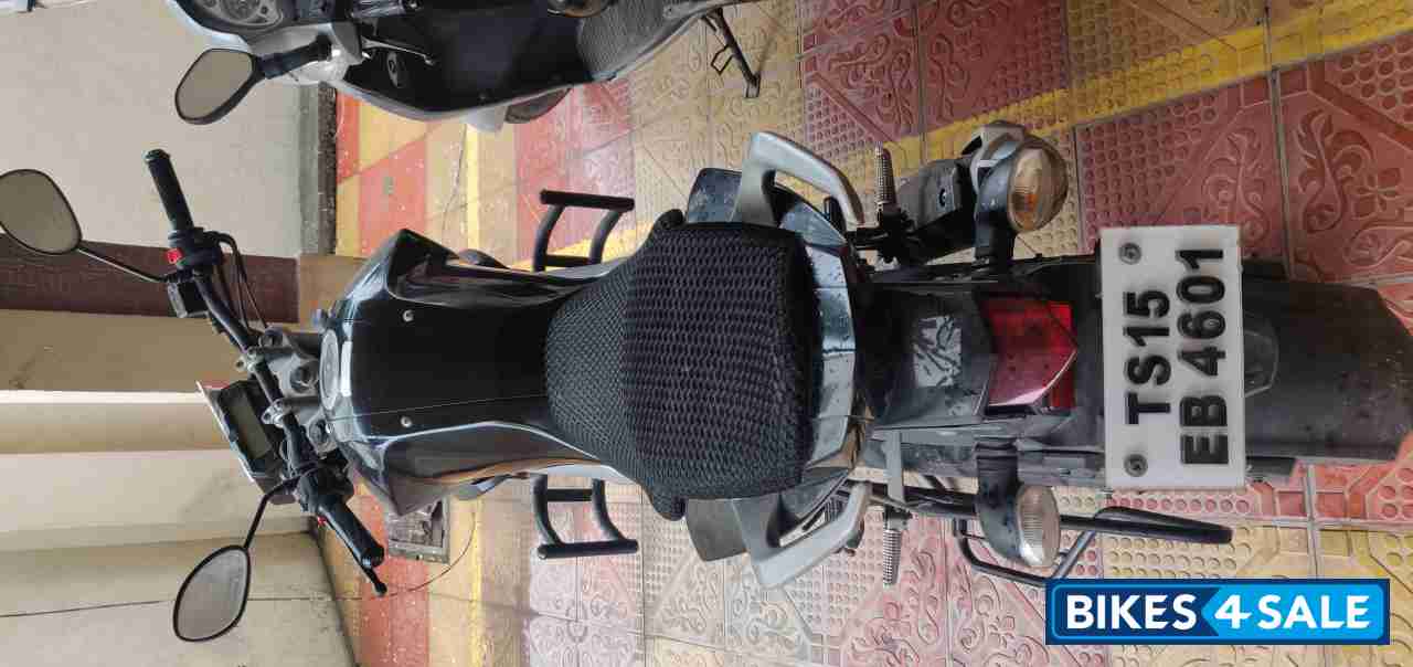 Black Yamaha FZ FI V2