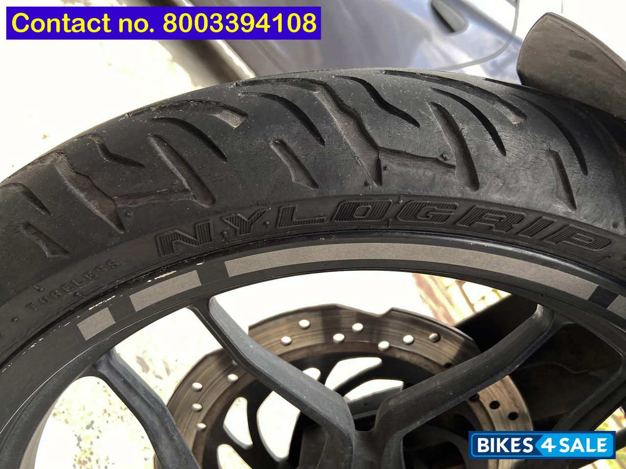 Black Bajaj Pulsar 200 NS