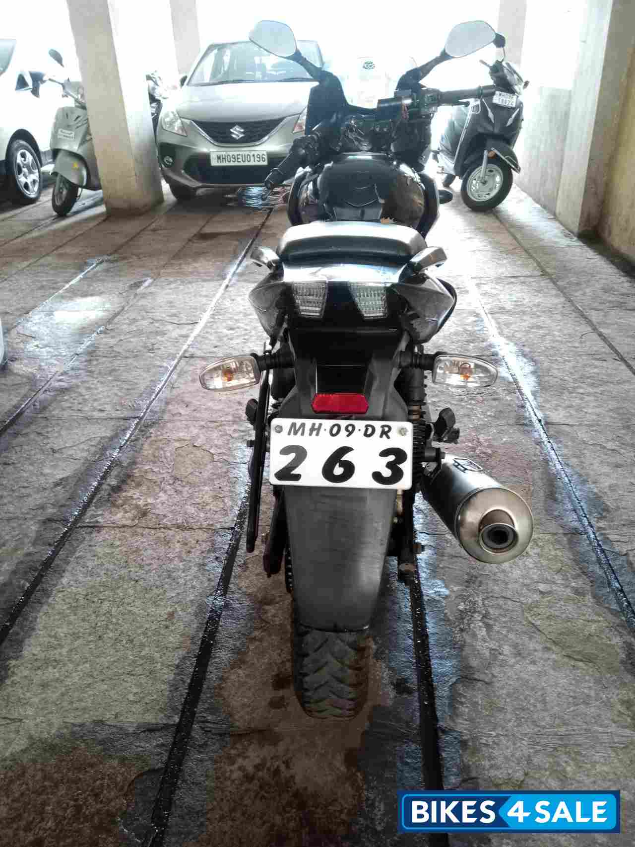 Black Bajaj Pulsar 220F