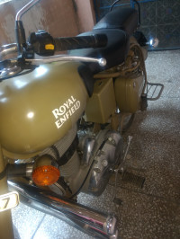 Desert Storm Royal Enfield Classic Desert Storm