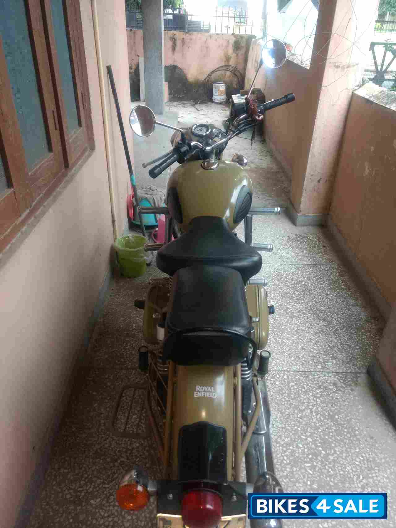 Desert Storm Royal Enfield Classic Desert Storm