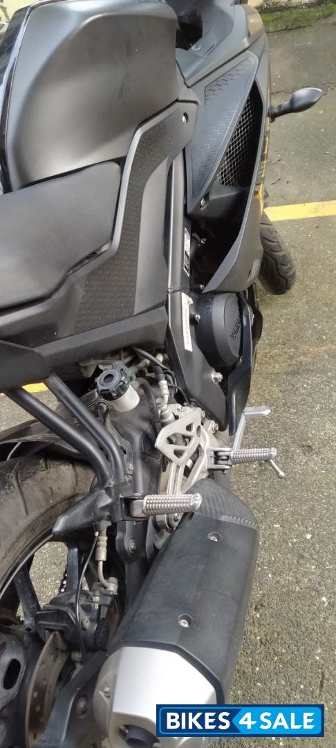 Black Metalic Yamaha YZF R15 V3 BS6