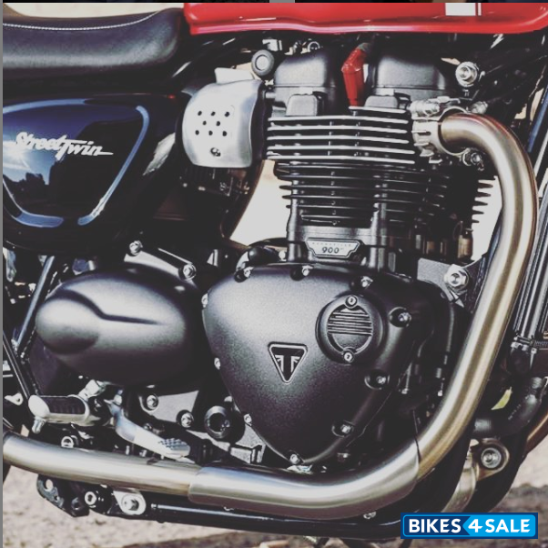 Cranberry Red Triumph Street Twin Cranberry Red Triumph Street Twin