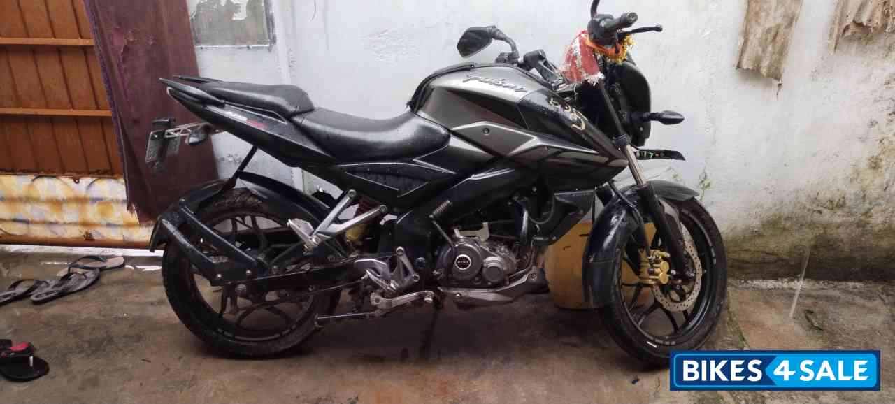 Bajaj Pulsar NS 160