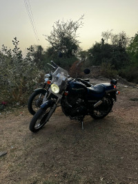 Royal Enfield Thunderbird 350