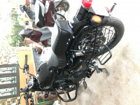 Black Royal Enfield Bullet 350 ES BS6