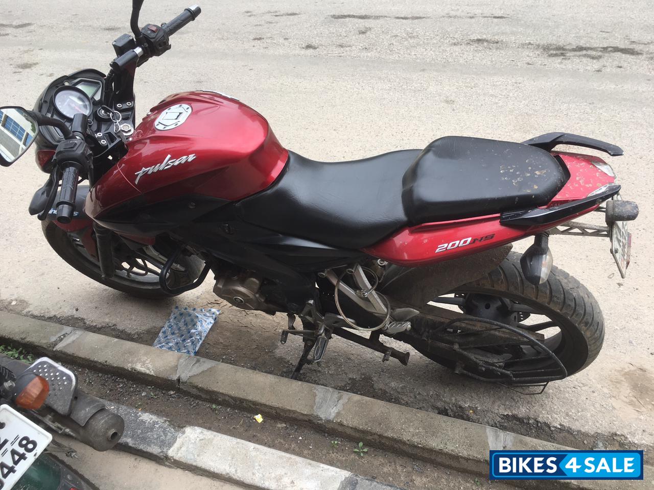 Red Bajaj Pulsar 200 NS