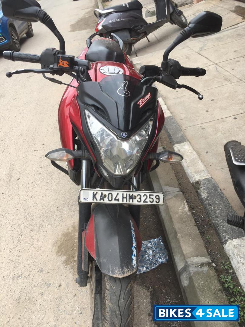 Red Bajaj Pulsar 200 NS