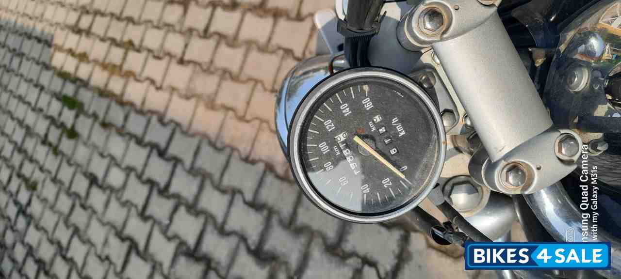 Bajaj Avenger 220 DTS-i Bajaj Avenger 220 DTS-i