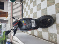 Black Red Aprilia SR 150