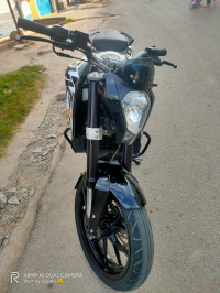 Black And White KTM Duke 200