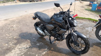 Glossy Black Yamaha FZ FI V3 BS6