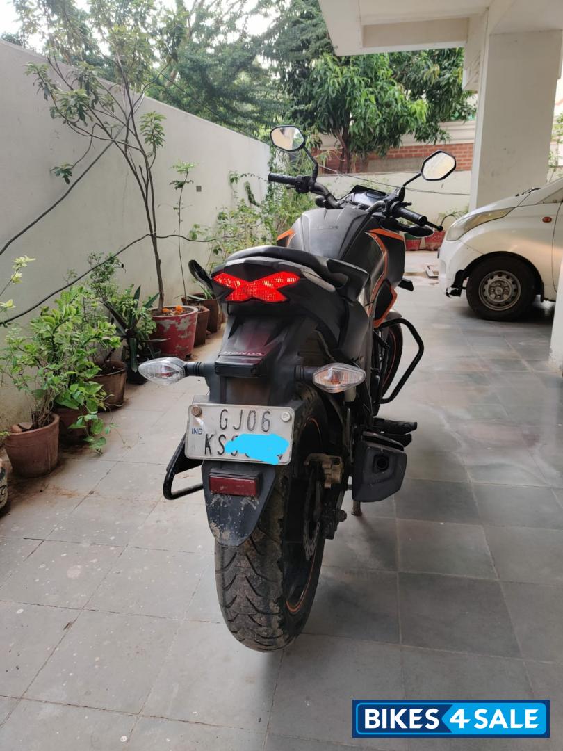 Honda CB Hornet 160R ABS