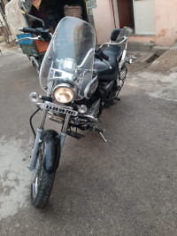 Ebony Black Bajaj Avenger Cruise 220