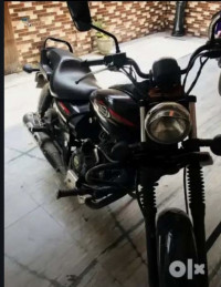 Bajaj Avenger Street 220