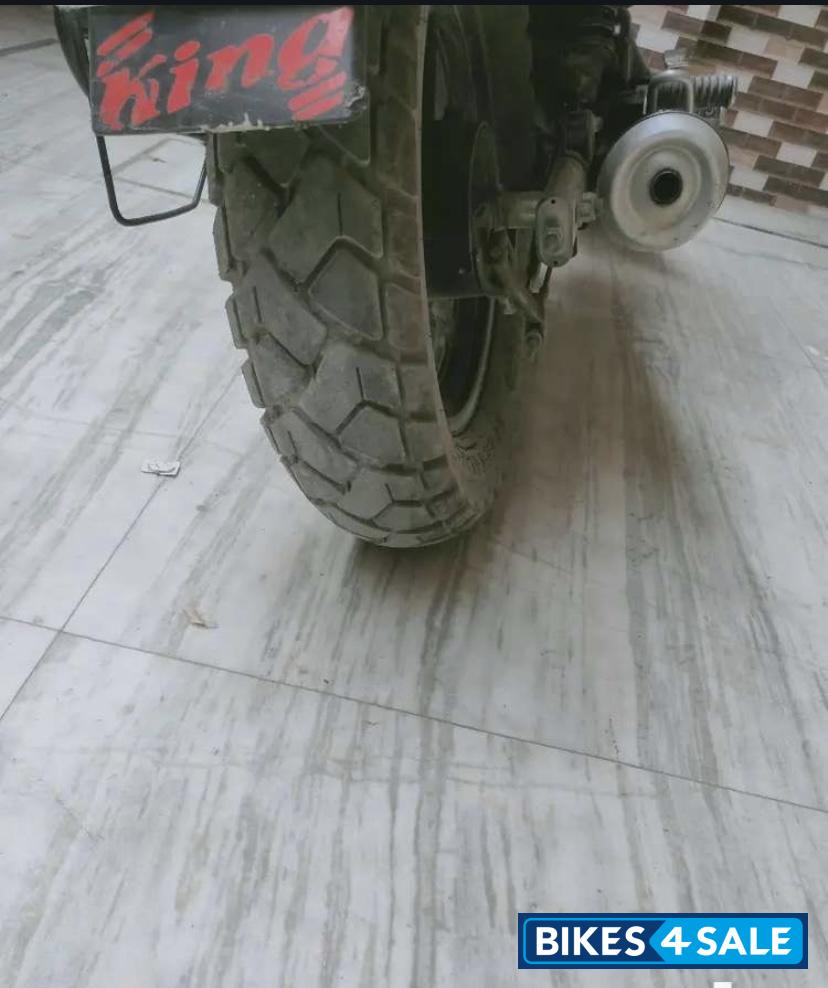 Bajaj Avenger Street 220