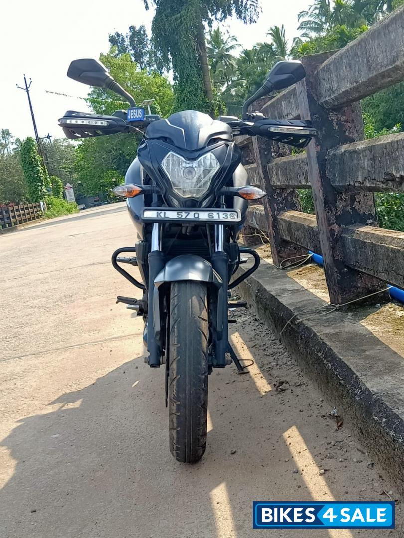 Bajaj Pulsar 200 NS