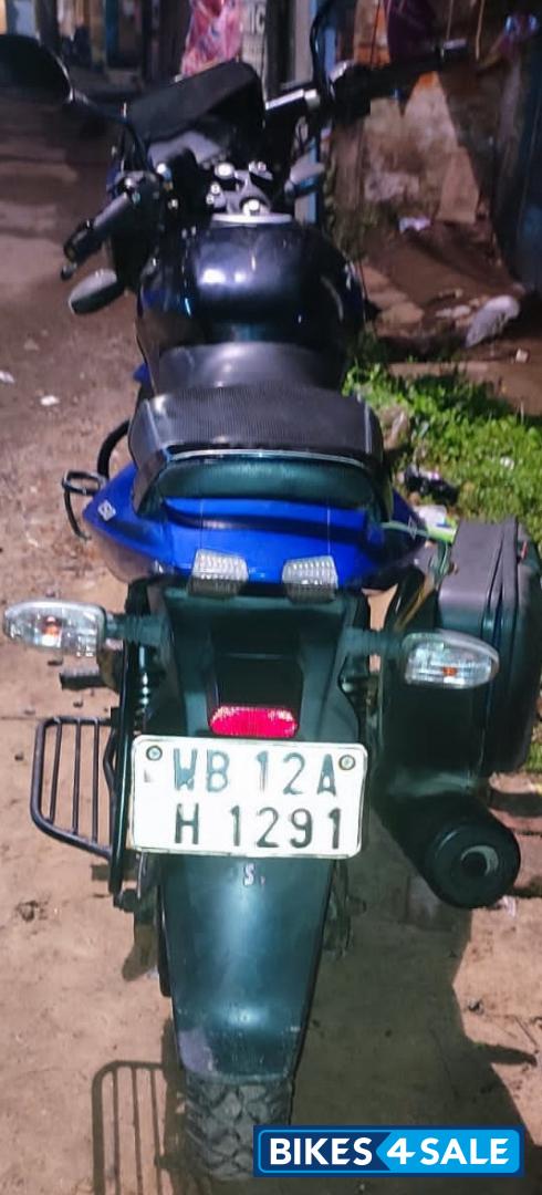 Saffire Blue Bajaj Pulsar 150