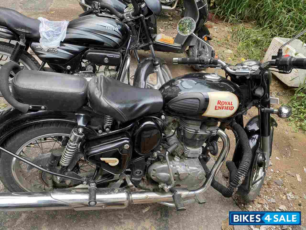 Black Royal Enfield Classic 350 Single Channel BS6
