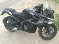 Bajaj Pulsar RS 200