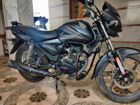 Grey Honda CB Shine