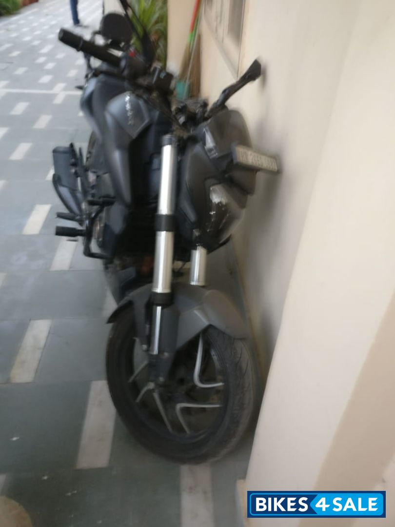 Black Bajaj Dominar 400 ABS BS6
