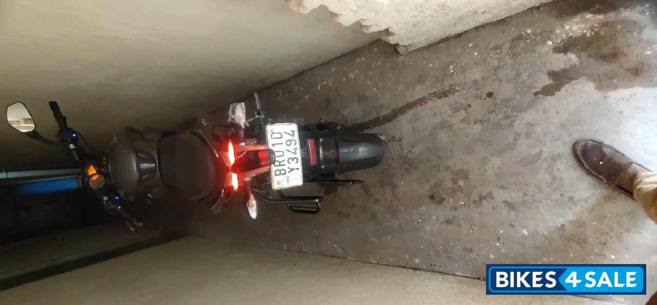 Black Bajaj Pulsar NS 160