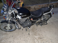 Black Royal Enfield Thunderbird 350