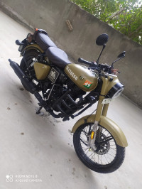 Sandstorm Royal Enfield Classic Signals Stormrider Sand