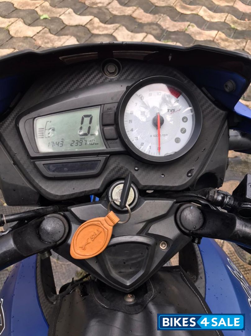 Mat Blue TVS Apache RTR 160