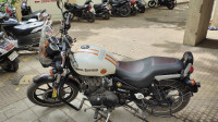 White Royal Enfield Thunderbird X 350