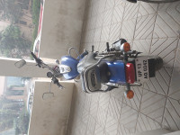 Bajaj Avenger 220 DTS-i