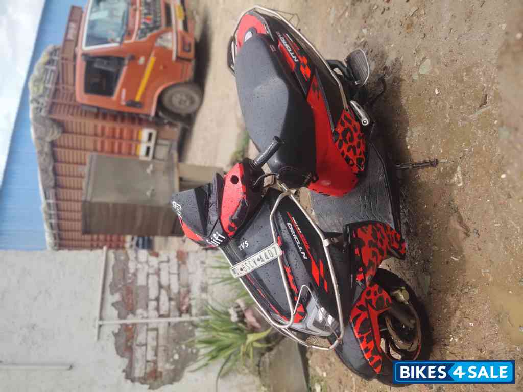 Red And Black TVS NTORQ 125 Race Edition