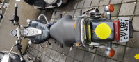 Black Bajaj Avenger 220 DTS-i