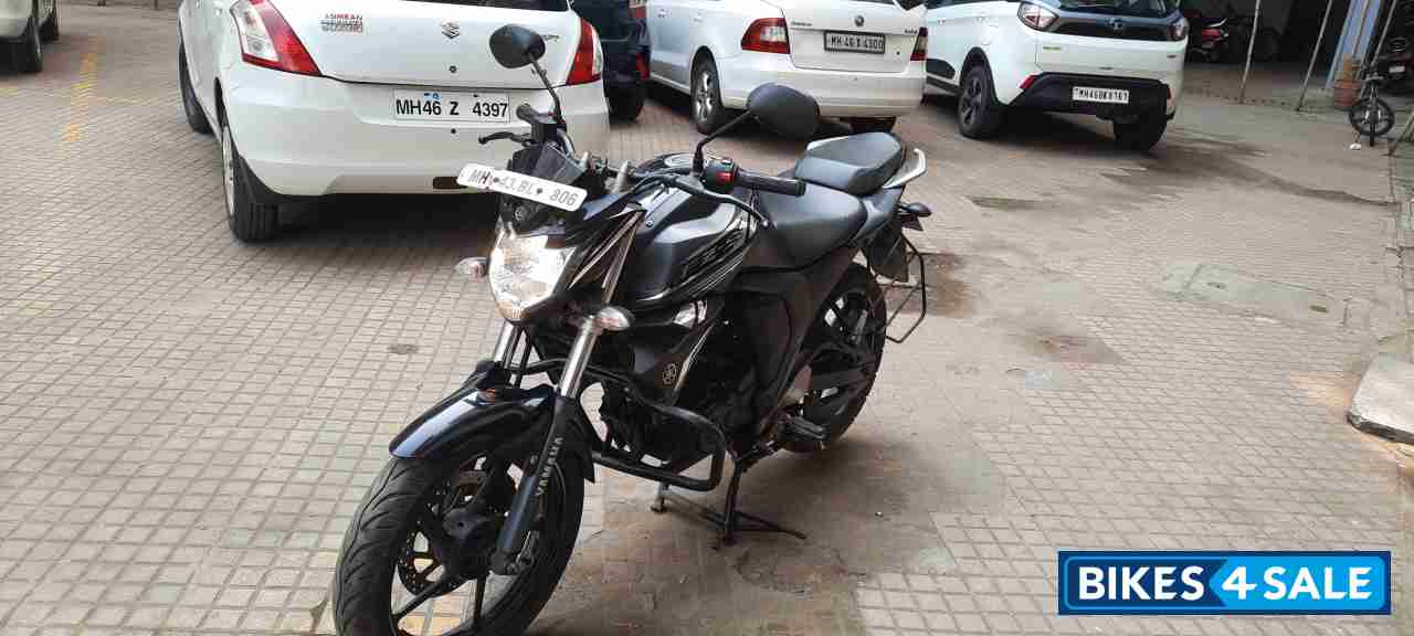 Matt Black Yamaha FZ-S FI V2